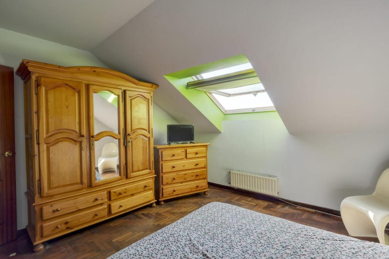 Habitacion Independiente Con Cama Doble En Duplex A Coruna Ngoại thất bức ảnh