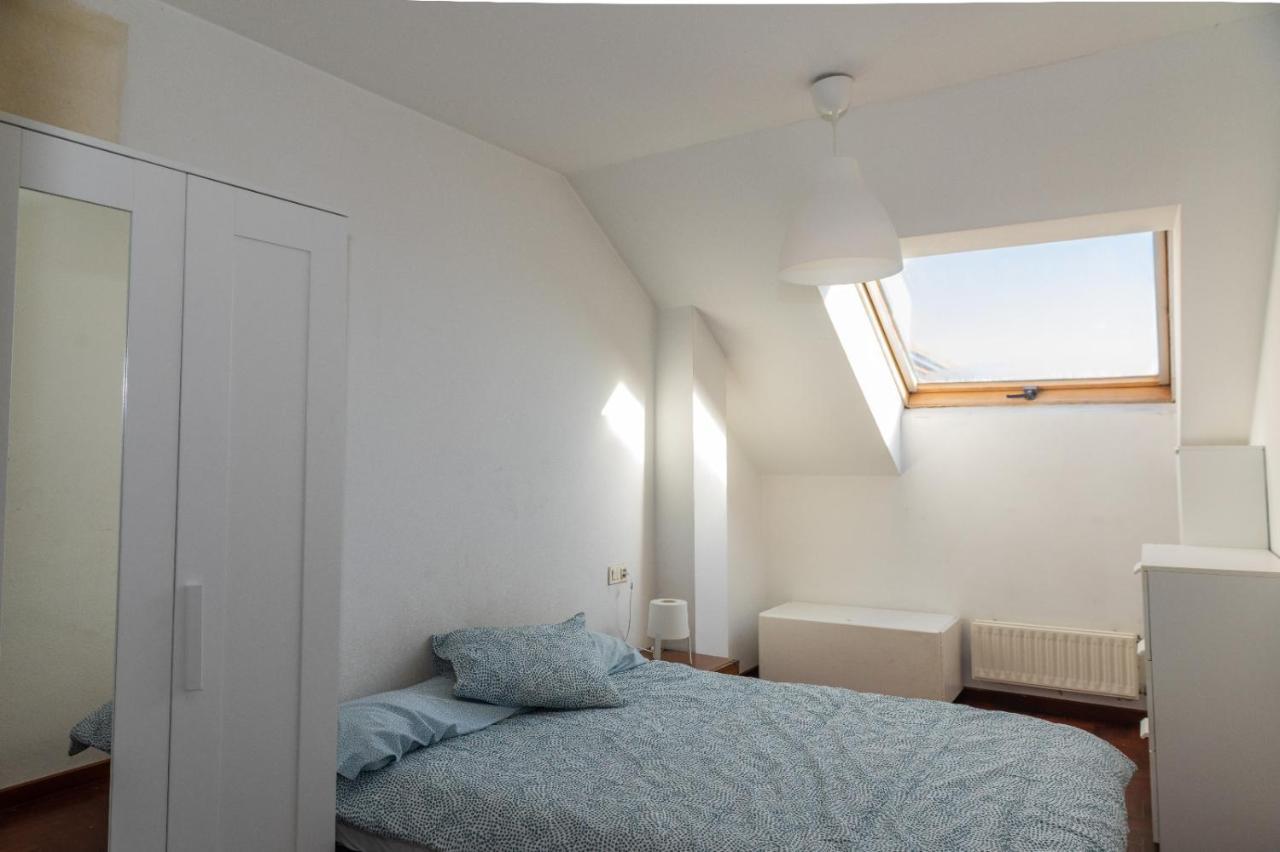 Habitacion Independiente Con Cama Doble En Duplex A Coruna Ngoại thất bức ảnh